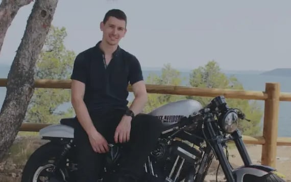 Maxime : devenu développeur web en startup après un bac pro mécanique moto